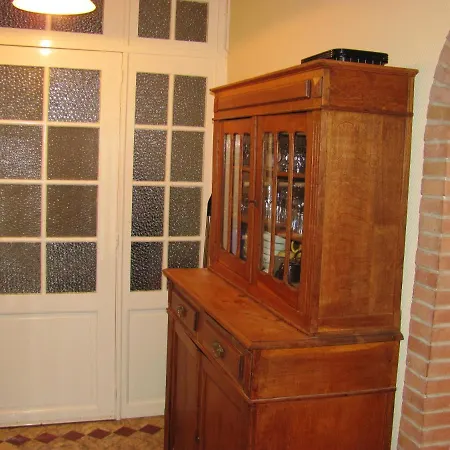 2 Bedrooms At 200 M Away From The Beach With Furnished Garden And Wifi *
