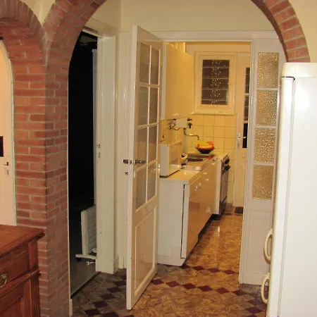 2 Bedrooms At 200 M Away From The Beach With Furnished Garden And Wifi Lägenhet *