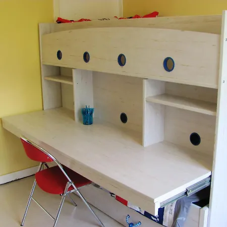 2 Bedrooms At 200 M Away From The Beach With Furnished Garden And Wifi Lägenhet *